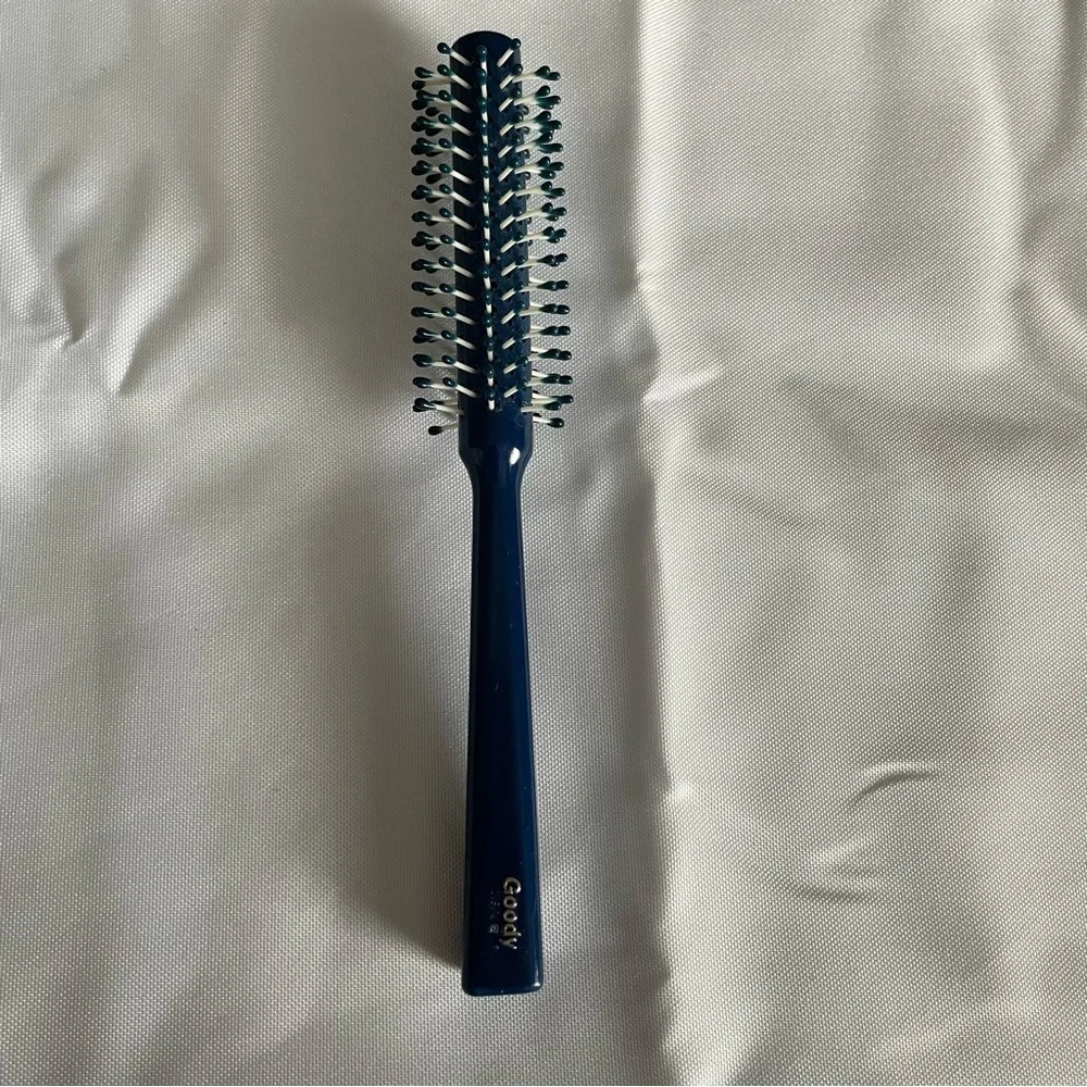 Vintage GOODY Brush Blue Small Round Styler Classic Collection Comfort Tip